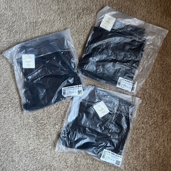 Fabletics Powerhold Leggings - Size 2X - Picture 4 of 6